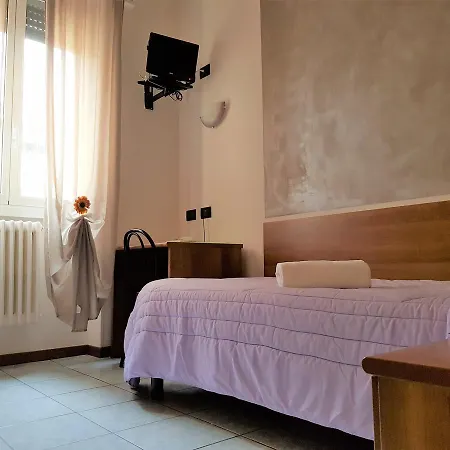 Отель Marinoni